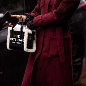 NEW Marc Jacobs The Mini Crinkle Tote Crossbody Bag Black Handbag Purse Womens